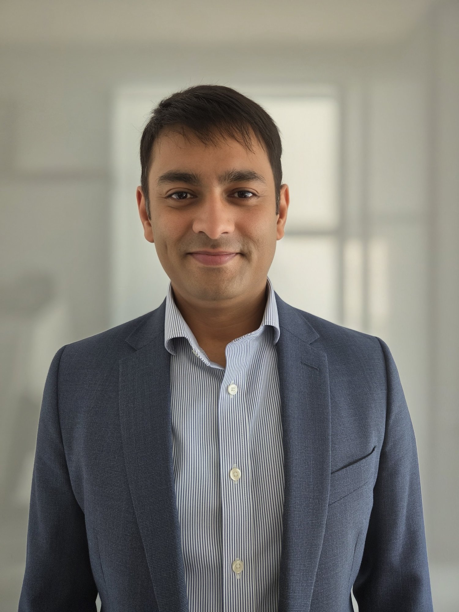 Dr Faisal Khan, consultant interventional cardiologist